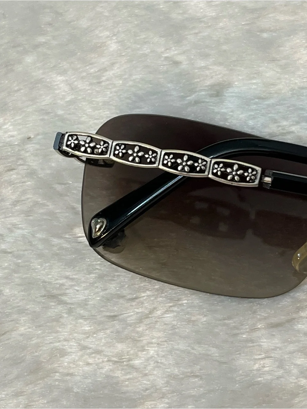 Vintage Y2K Brighton Love Bug Women’s Sunglasses